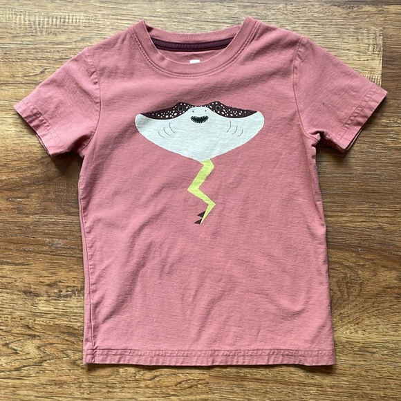 Three VGUC Tea Collection tees, size 5 - Picture 5 of 8